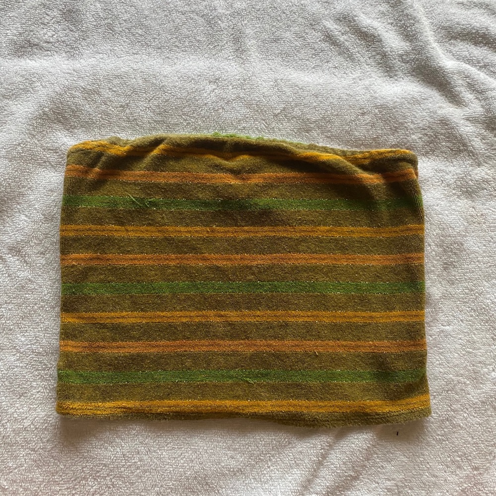 Urban Outfitter bandeau cropped top.